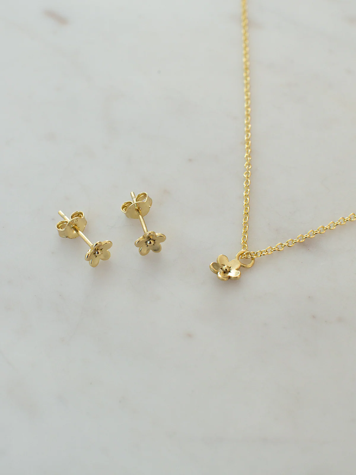 Daisy Day Necklace - Image 5