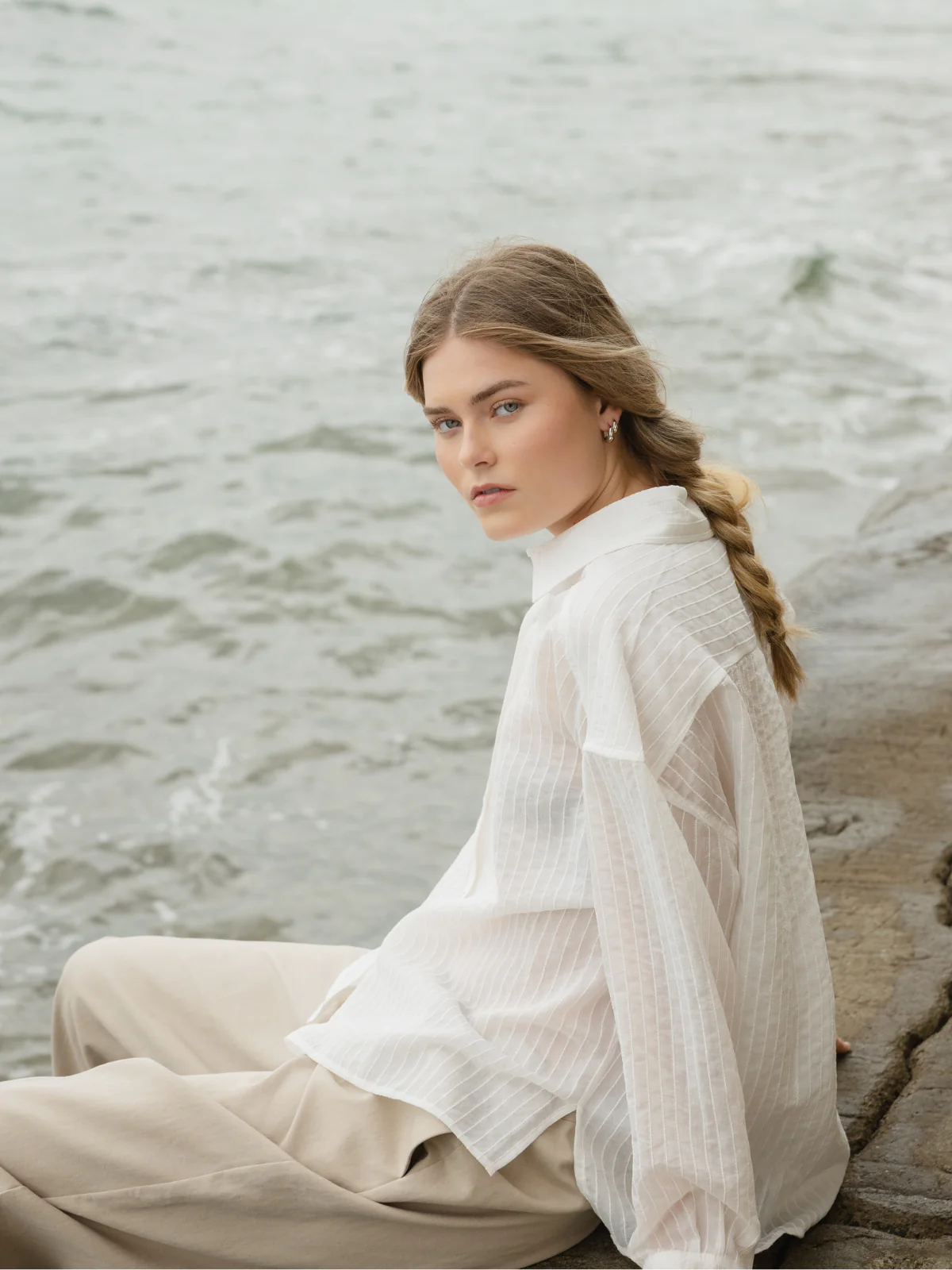 Simple Stitched Shirt - Image 3